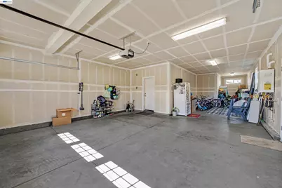 1589 Friendly Street, Manteca, CA 95337 - Photo 41