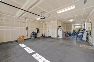 1589 Friendly St, Manteca, CA 95337 - Photo 41
