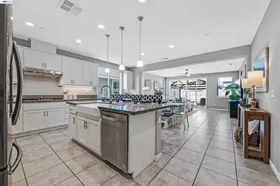 1589 Friendly Street, Manteca, CA 95337 - Photo 7