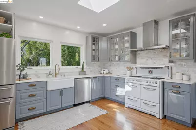 2210 Browning St, Berkeley, CA 94702 - Photo 9