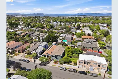 2210 Browning St, Berkeley, CA 94702 - Photo 45
