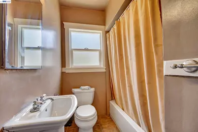 2007 57th Ave, Oakland, CA 94621 - Photo 23