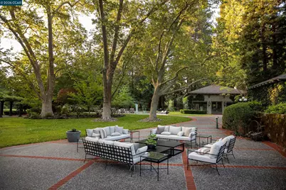 300 Camille Ave, Alamo, CA 94507 - Photo 41