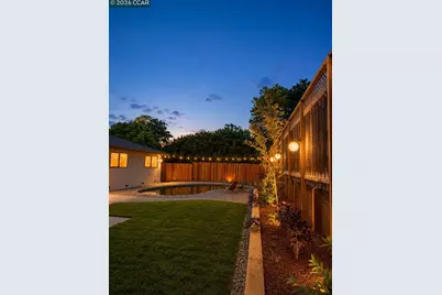 1407 Dawes, Novato, CA 94947 - Photo 23