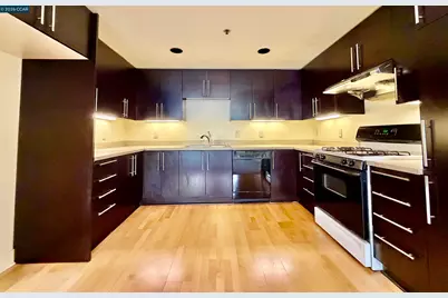 200 Brannan St #126, San Francisco, CA 94107 - Photo 3