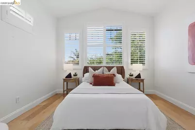 166 Catalina Drive, Hercules, CA 94547 - Photo 19