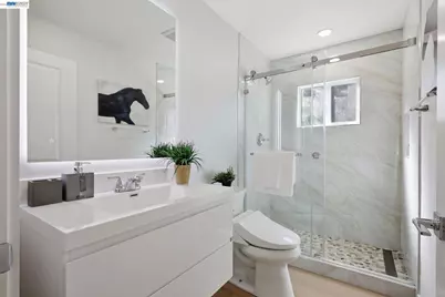 2638 Eaton Ave, Redwood City, CA 94062 - Photo 25