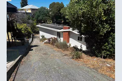 58 Pomona St, Crockett, CA 94525 - Photo 1