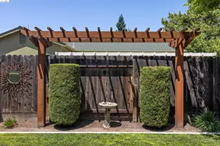 1821 Bumgardner Ct, Modesto, CA 95355 - Photo 21