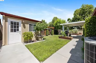 1821 Bumgardner Ct, Modesto, CA 95355 - Photo 17