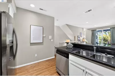 4252 Clarinbridge Cir, Dublin, CA 94568 - Photo 15