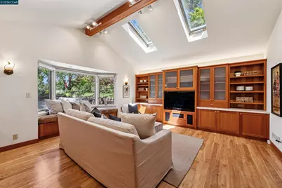 90 Overhill Rd, Orinda, CA 94563 - Photo 31