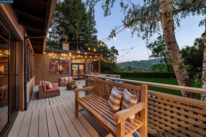 90 Overhill Rd, Orinda, CA 94563 - Photo 63