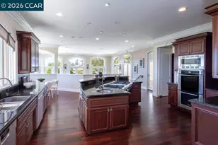 5606 La Salle Ave, Oakland, CA 94611 - Photo 13