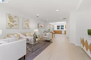 6677 Mariposa Ln, Dublin, CA 94568 - Photo 9