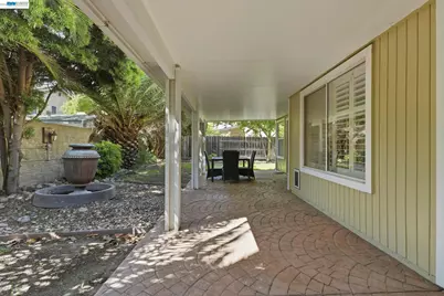 1137 Hidden Meadow Pl, Manteca, CA 95337 - Photo 41