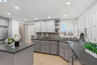 1137 Hidden Meadow Pl, Manteca, CA 95337 - Photo 13