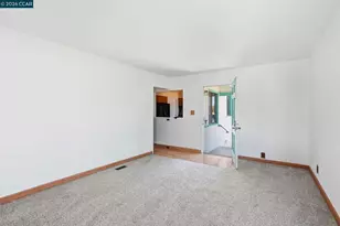 15184 Andover St, San Leandro, CA 94579 - Photo 5