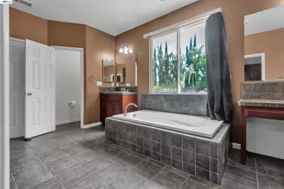 2630 Annette Ct, Tracy, CA 95304 - Photo 17