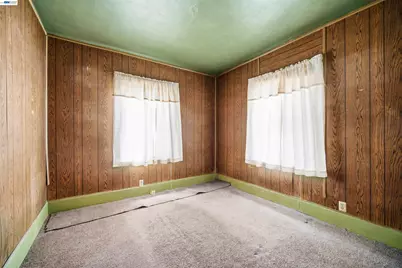 10737 Pearmain St, Oakland, CA 94603 - Photo 13