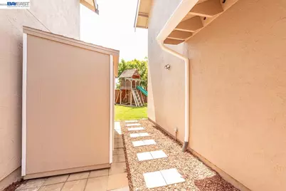 32732 Goshen St, Union City, CA 94587 - Photo 67