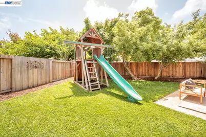 32732 Goshen St, Union City, CA 94587 - Photo 63