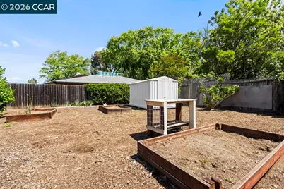 3730 Skyview Dr, Santa Rosa, CA 95403 - Photo 27