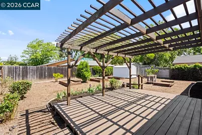 3730 Skyview Dr, Santa Rosa, CA 95403 - Photo 23