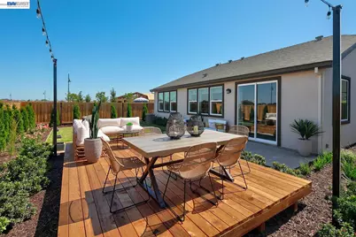 1306 Parkcrest Circle, Manteca, CA 95336 - Photo 27