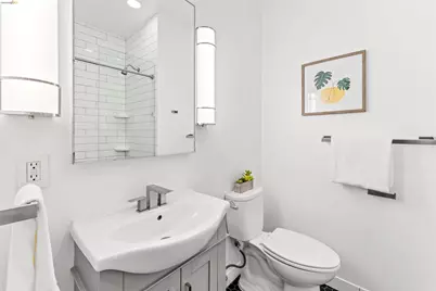 2832 Summit St, Oakland, CA 94609 - Photo 15