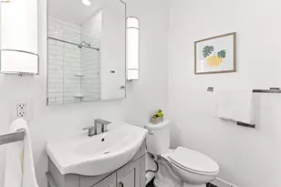 2832 Summit St, Oakland, CA 94609 - Photo 15