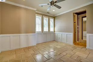 2746 Montego Bay St, Pittsburg, CA 94565 - Photo 37