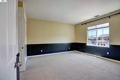 2746 Montego Bay St, Pittsburg, CA 94565 - Photo 21