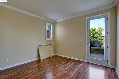 2746 Montego Bay St, Pittsburg, CA 94565 - Photo 33