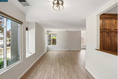 5517 Shorehaven Cir, Livermore, CA 94551 - Photo 17