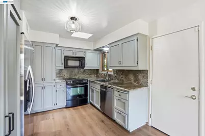 4020 Judy Ave, Visalia, CA 93277 - Photo 13