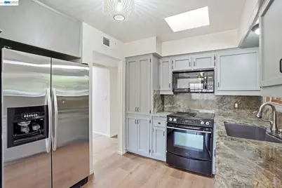 4020 Judy Ave, Visalia, CA 93277 - Photo 15