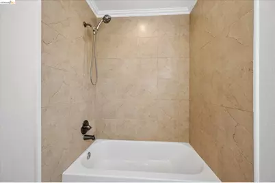 901 Helix Dr, Concord, CA 94518 - Photo 25