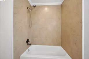 901 Helix Dr, Concord, CA 94518 - Photo 25