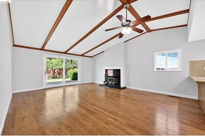 901 Helix Dr, Concord, CA 94518 - Photo 11