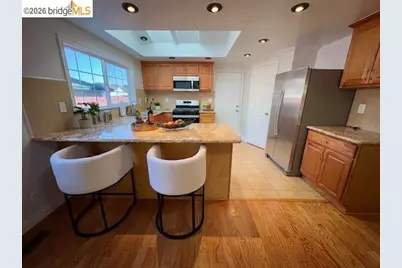 901 Helix Dr, Concord, CA 94518 - Photo 39