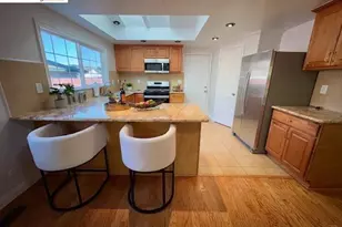 901 Helix Dr, Concord, CA 94518 - Photo 39