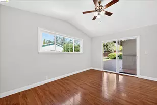 901 Helix Dr, Concord, CA 94518 - Photo 19