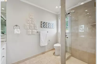 5430 Proctor Ave, Oakland, CA 94618 - Photo 31