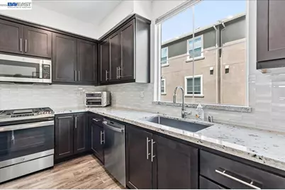 112 Apricot St, Livermore, CA 94551 - Photo 11