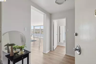 1555 Lakeside Dr #190, Oakland, CA 94612 - Photo 5