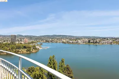 1555 Lakeside Dr #190, Oakland, CA 94612 - Photo 15