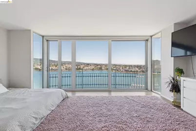 1555 Lakeside Dr #190, Oakland, CA 94612 - Photo 25
