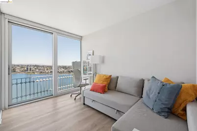 1555 Lakeside Dr #190, Oakland, CA 94612 - Photo 35