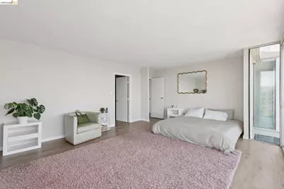 1555 Lakeside Dr #190, Oakland, CA 94612 - Photo 33
